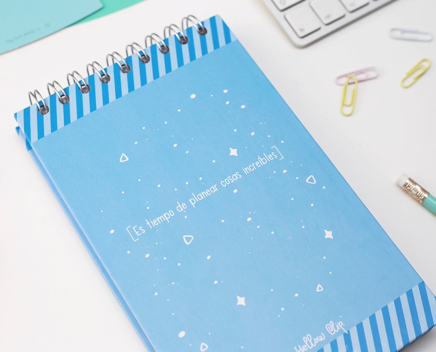 Libreta vertical Sueños