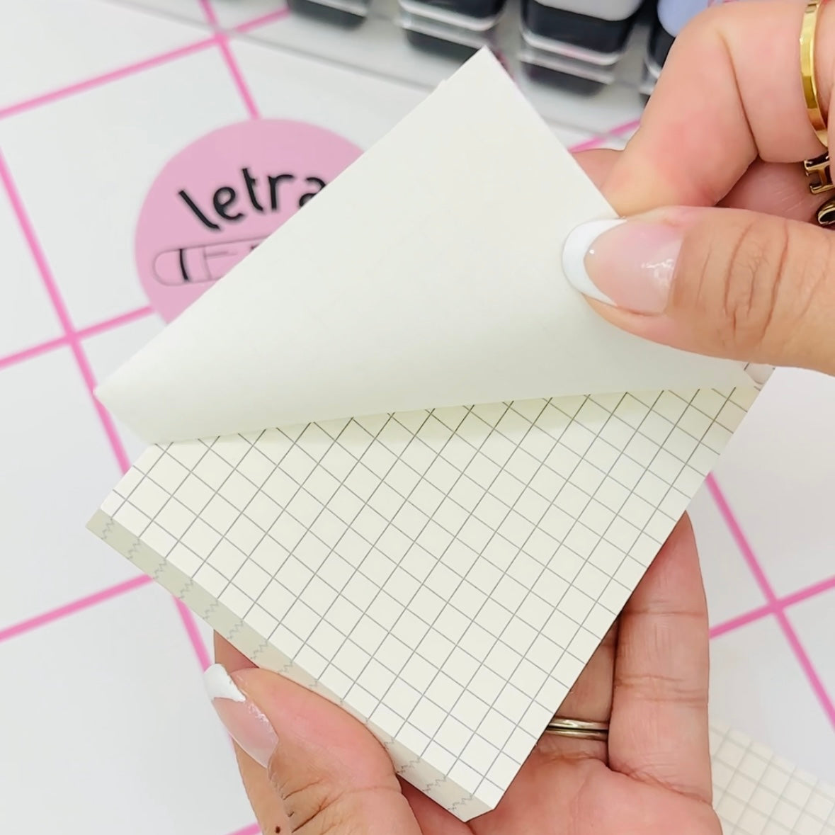 Sticky notes cuadriculado blanco