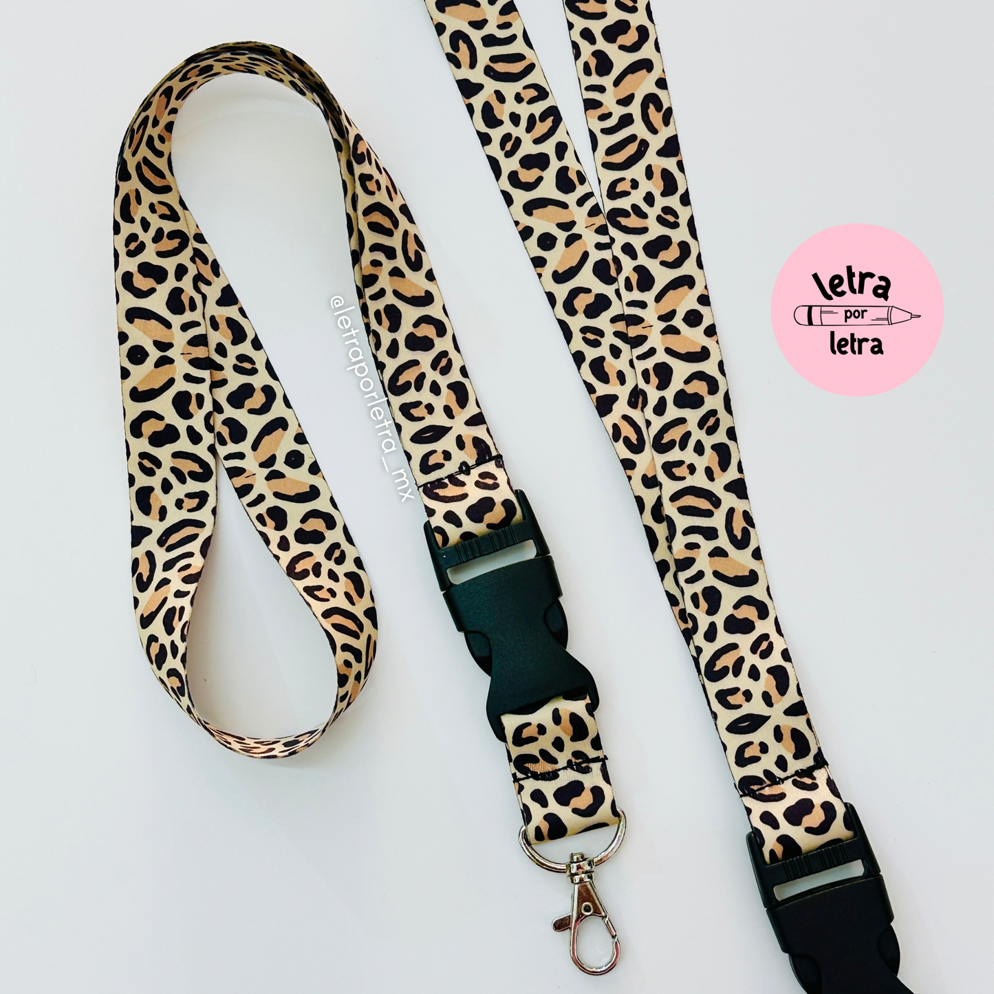 Lanyard animal print broche
